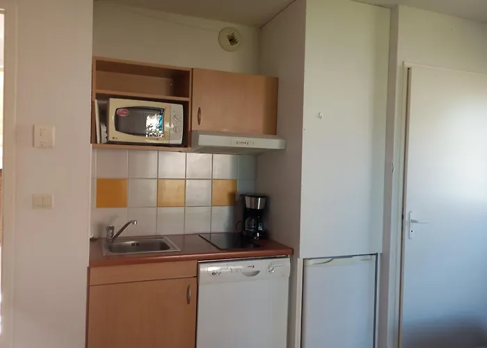 ホリデーパーク Terres De France - Domaine De Claire Rive 3*