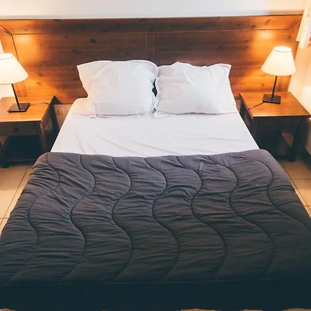 Terres De France - Domaine De Claire Rive 홀리데이파크 프레삭