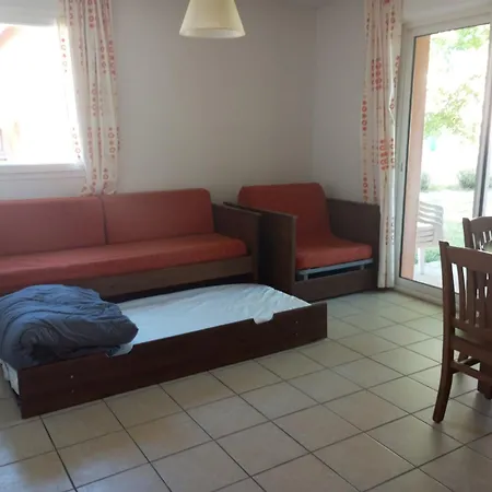 Terres De France - Domaine De Claire Rive Holiday park 3*