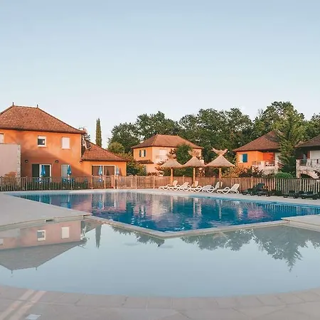 Terres De France - Domaine De Claire Rive Prázdninový areál