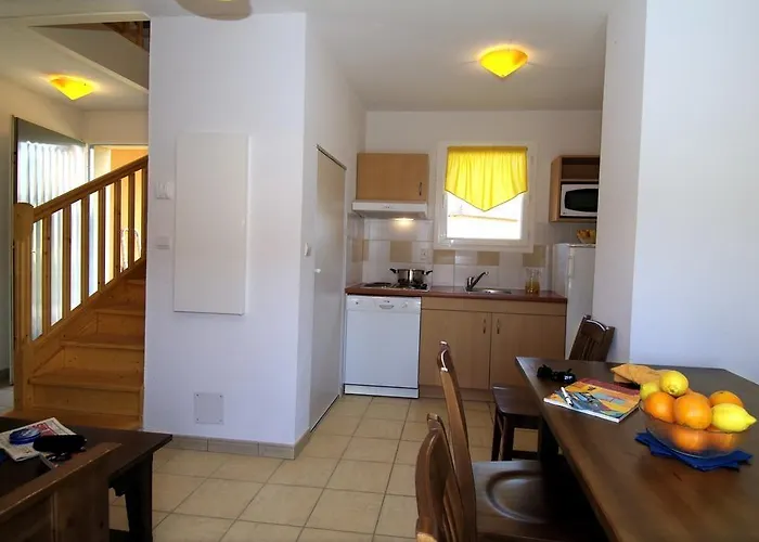 Ferienpark Terres De France - Domaine De Claire Rive 3*