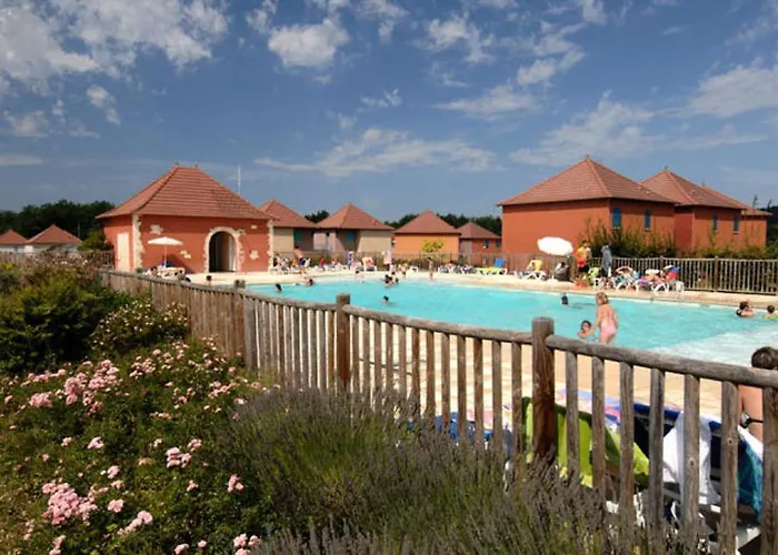 Parco vacanze Terres De France - Domaine De Claire Rive