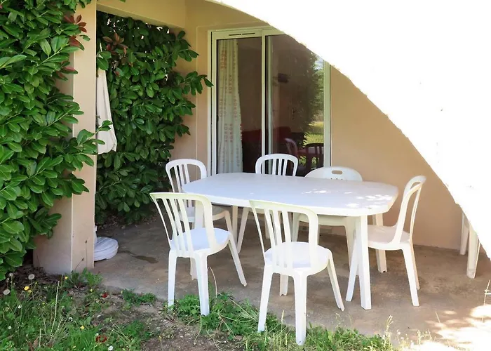 Terres De France - Domaine De Claire Rive Ferienpark 3*