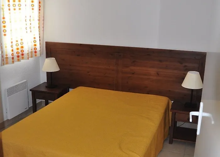 Ferienpark Terres De France - Domaine De Claire Rive 3*