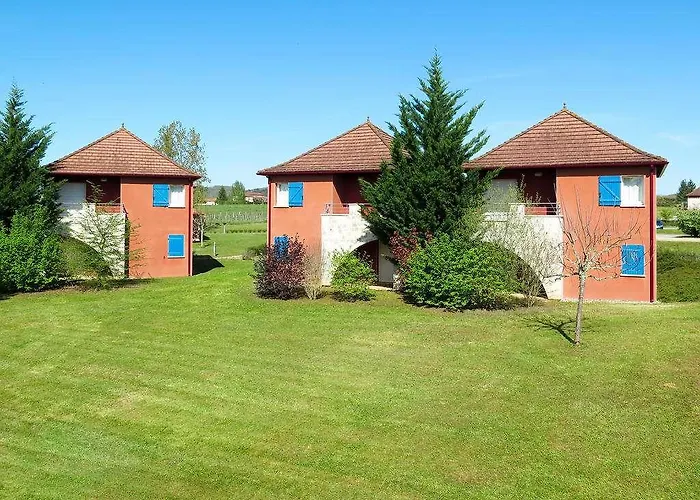 Parco vacanze Terres De France - Domaine De Claire Rive 3*